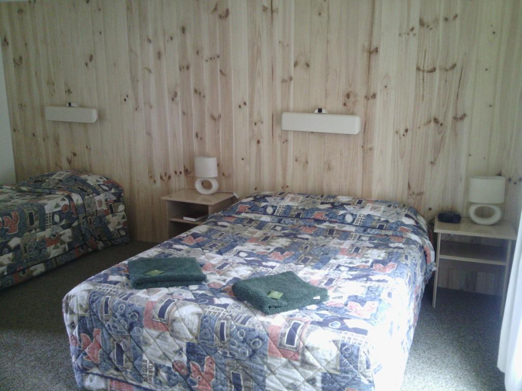 Snowy River Lodge Motel Orbost Δωμάτιο φωτογραφία